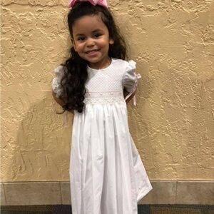 Girl’s White Smocked Dress with pink details size 3T